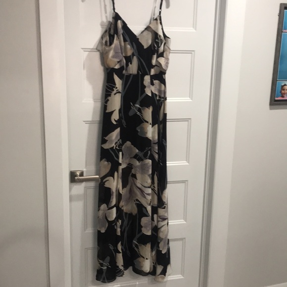 Off Shoulder Maxi Floral Dress - Picture 3 of 6